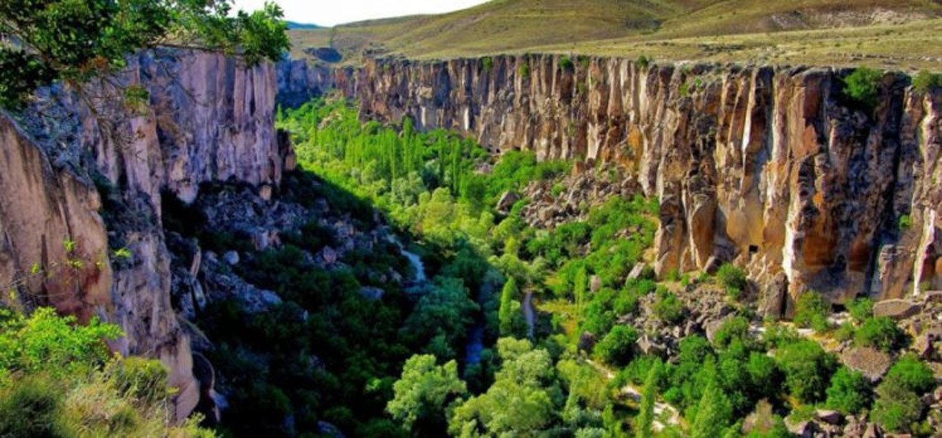 GREEN TOUR -IHLARA CANYON & UNDERGROUND CITY TOUR 